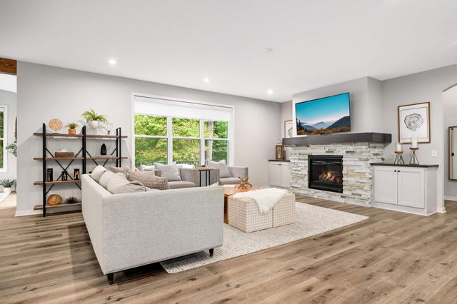 6655 Bracken Drive, Minnetrista, MN 55331