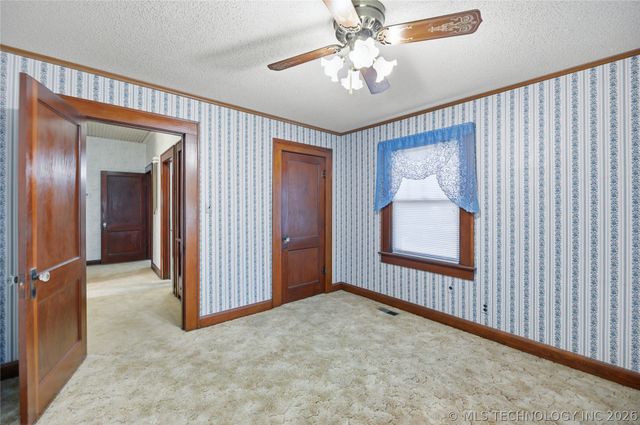 1348 E McKinley Avenue, Sapulpa, OK 74066