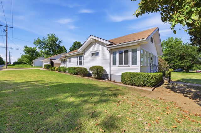 1348 E McKinley Avenue, Sapulpa, OK 74066