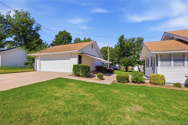 1348 E McKinley Avenue, Sapulpa, OK 74066