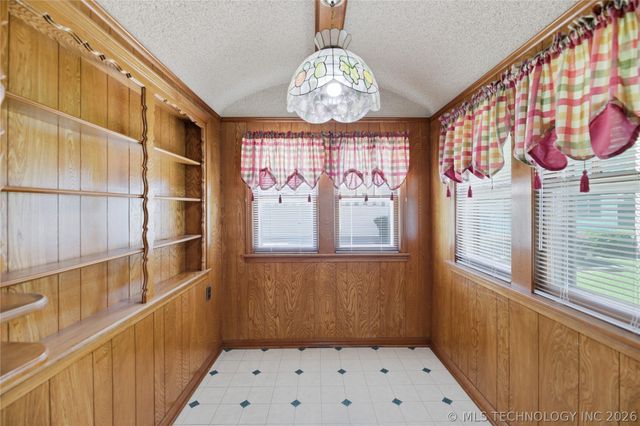 1348 E McKinley Avenue, Sapulpa, OK 74066