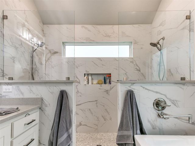 10105 Cedar Valley Circle, Guthrie, OK 73044