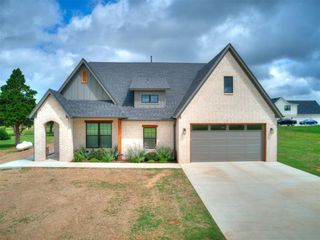 10105 Cedar Valley Circle, Guthrie, OK 73044