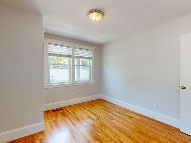 25 Charlotte Road -, Waltham, MA 02453