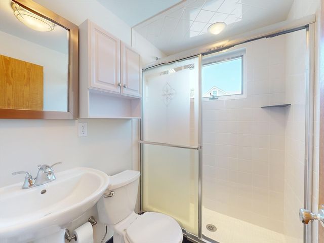 25 Charlotte Road -, Waltham, MA 02453