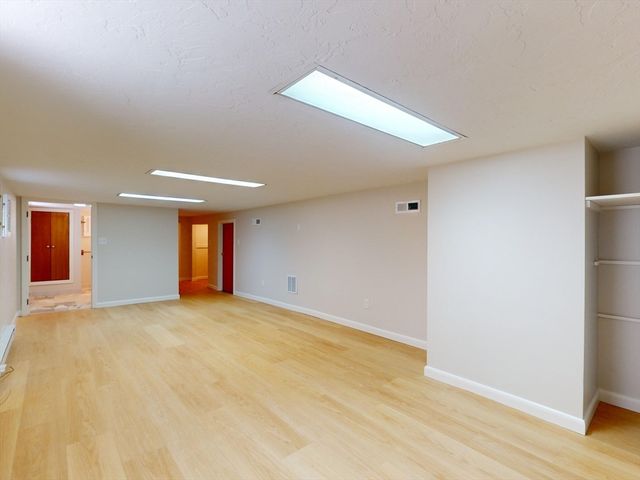 25 Charlotte Road -, Waltham, MA 02453