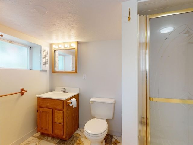 25 Charlotte Road -, Waltham, MA 02453