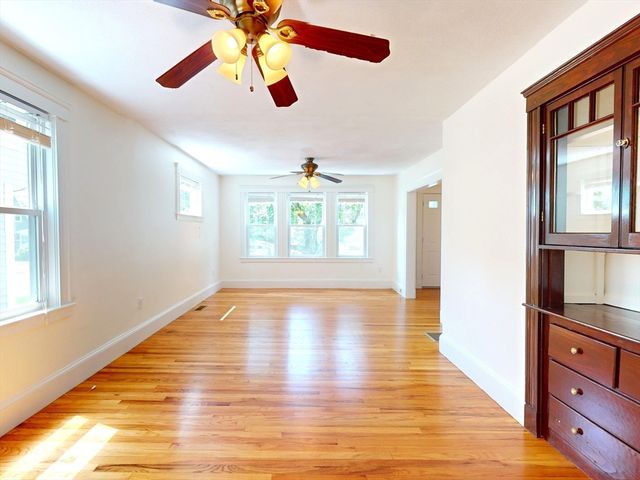 25 Charlotte Road -, Waltham, MA 02453