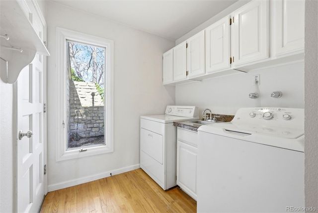 1520 W Briarwood Avenue, Littleton, CO 80120