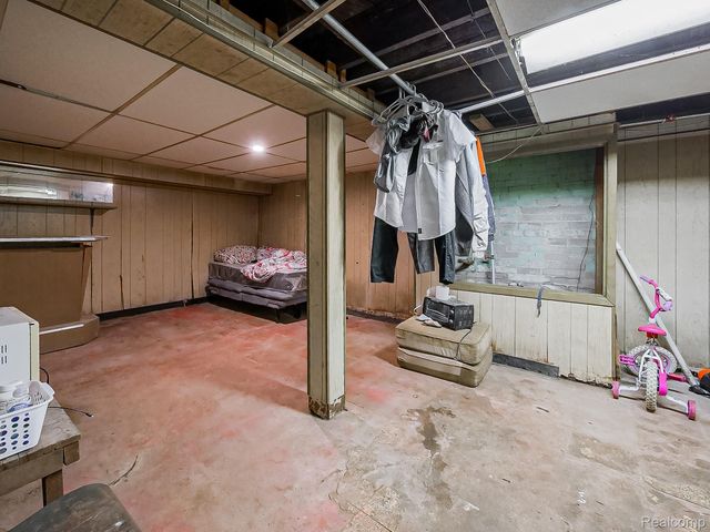 2209 Pasadena Street, Detroit, MI 48238