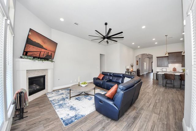 18940 Rosewood Terrace Drive, Roman Forest, TX 77357