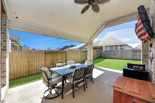 18940 Rosewood Terrace Drive, Roman Forest, TX 77357