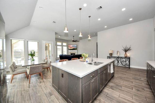 18940 Rosewood Terrace Drive, Roman Forest, TX 77357