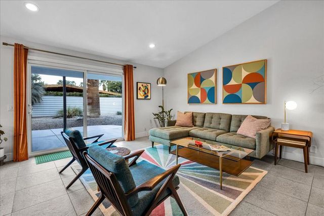 1538 E Verbena Drive, Palm Springs, CA 92262