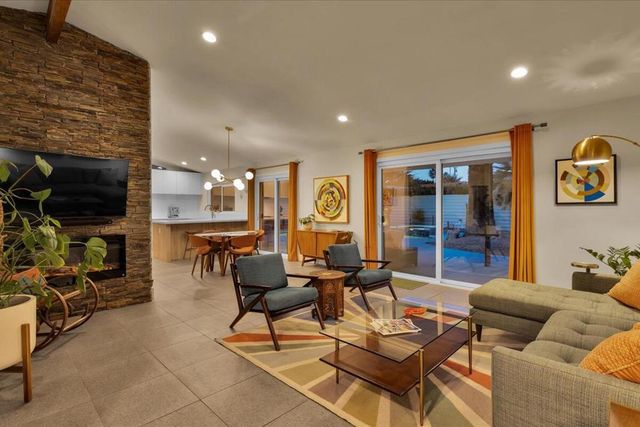 1538 E Verbena Drive, Palm Springs, CA 92262