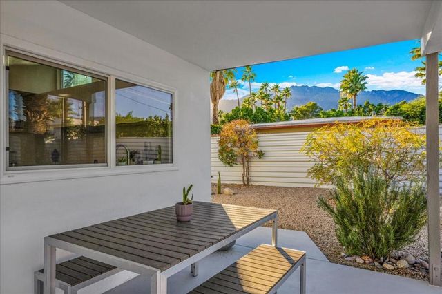 1538 E Verbena Drive, Palm Springs, CA 92262