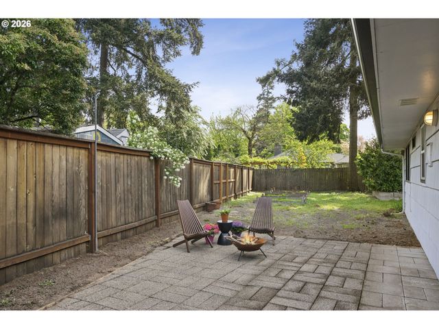 1038 Ne 113TH Ave, Portland, OR 97220