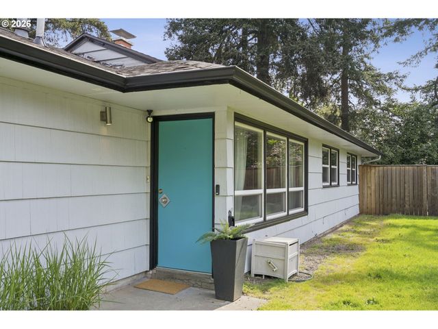 1038 Ne 113TH Ave, Portland, OR 97220