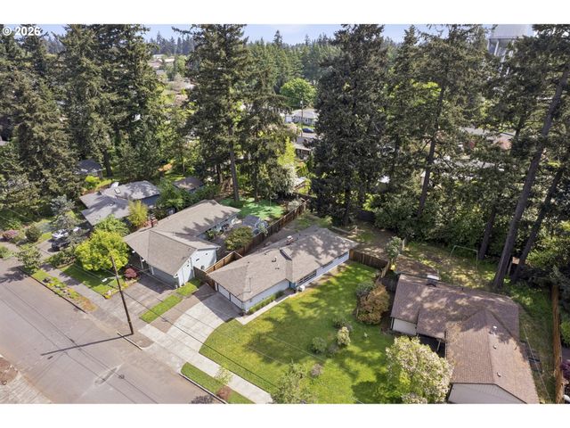 1038 Ne 113TH Ave, Portland, OR 97220