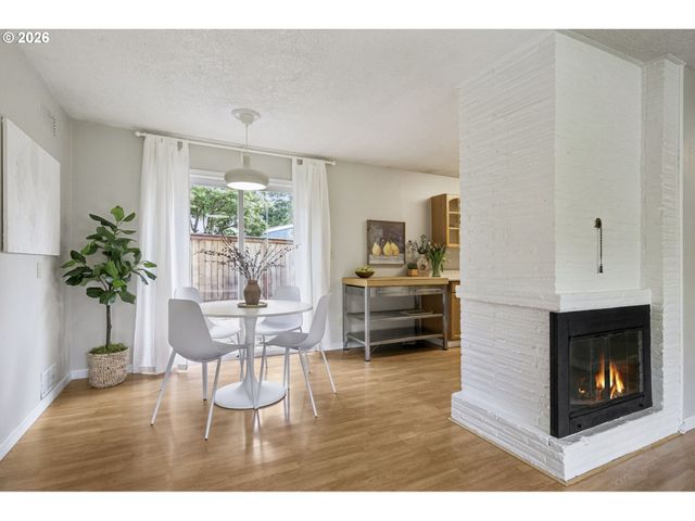1038 Ne 113TH Ave, Portland, OR 97220