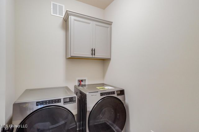 856 Leeward Drive, Biloxi, MS 39532