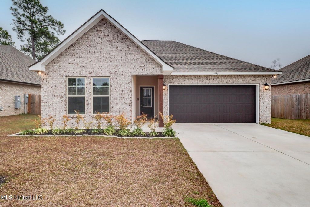 856 Leeward Drive, Biloxi, MS 39532