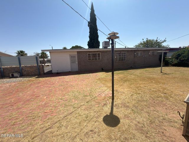 1501 PRAIRIE Drive, El Paso, TX 79925