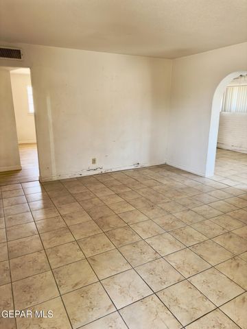 1501 PRAIRIE Drive, El Paso, TX 79925