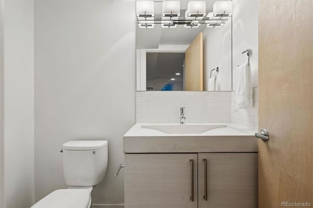 2125 S Grant Street, Denver, CO 80210