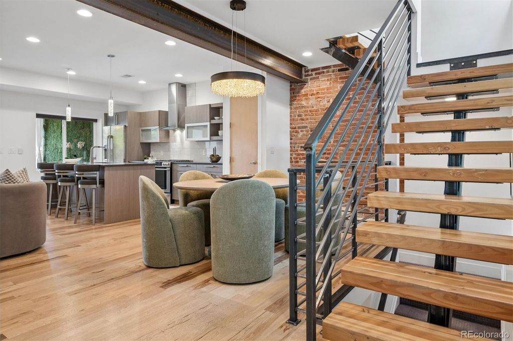2125 S Grant Street, Denver, CO 80210