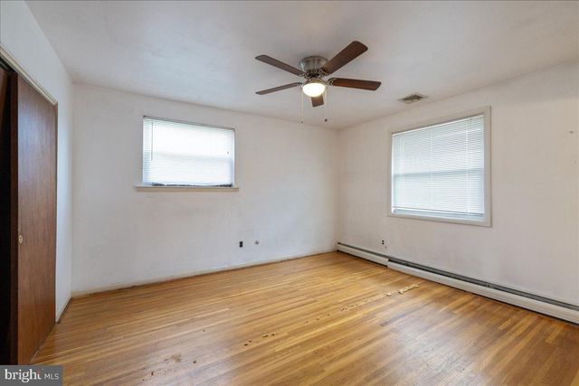 872 MUSTANG RD, Warrington, PA 18976