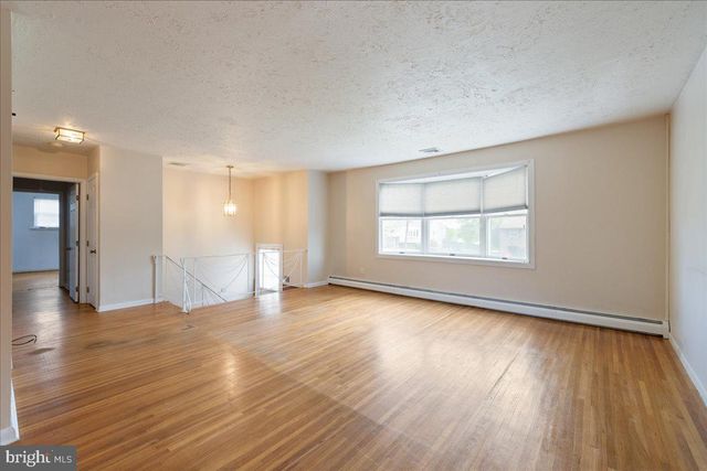 872 MUSTANG RD, Warrington, PA 18976