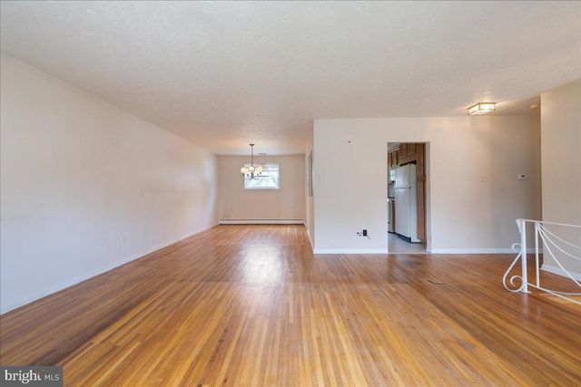 872 MUSTANG RD, Warrington, PA 18976
