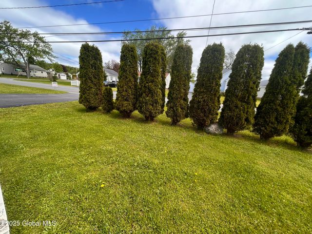 70 McCleary Avenue, Amsterdam, NY 12010