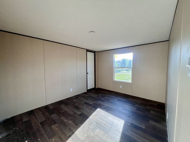 91 S C St, Hillsboro, TN 37342