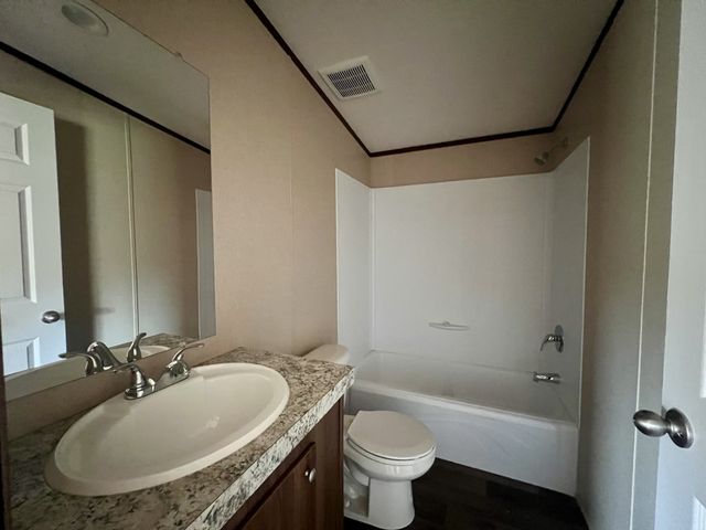 91 S C St, Hillsboro, TN 37342