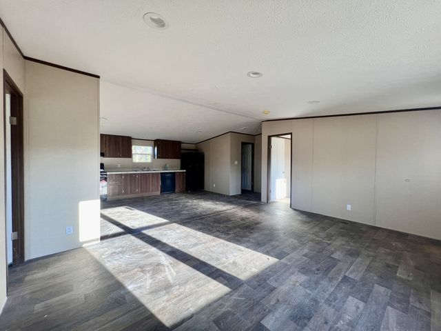 91 S C St, Hillsboro, TN 37342