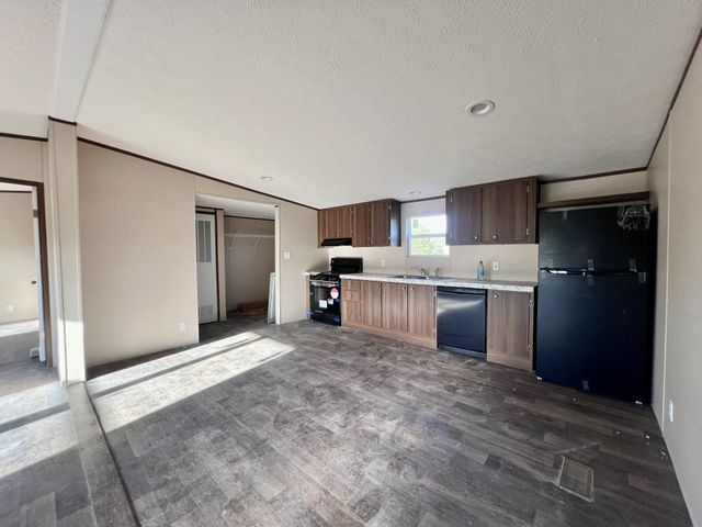 91 S C St, Hillsboro, TN 37342