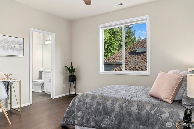 4102 194th Place NE, Sammamish, WA 98074