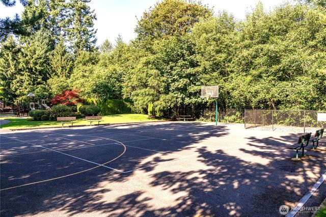 4102 194th Place NE, Sammamish, WA 98074