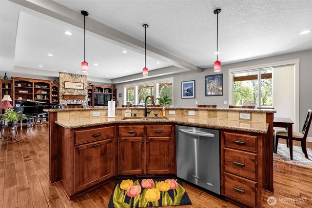 182 Misty Court, Woodland, WA 98674