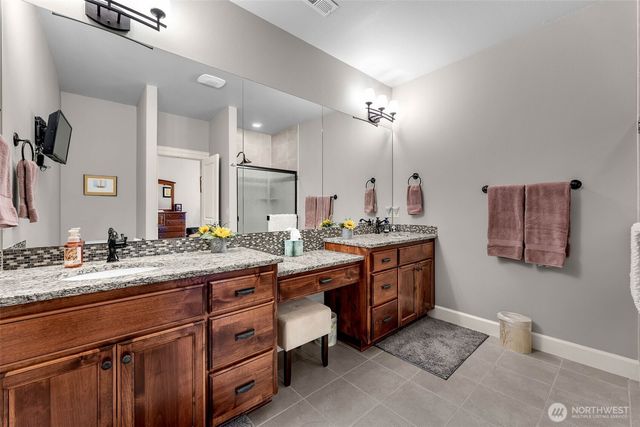 182 Misty Court, Woodland, WA 98674
