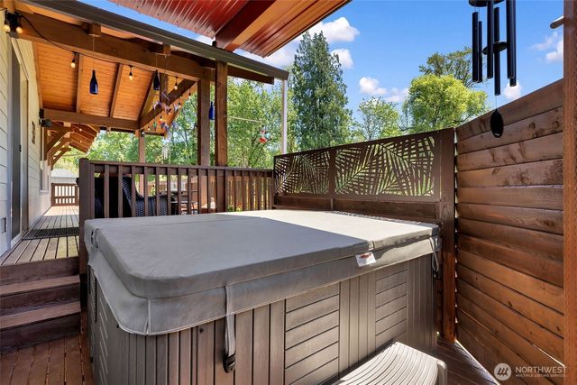 182 Misty Court, Woodland, WA 98674