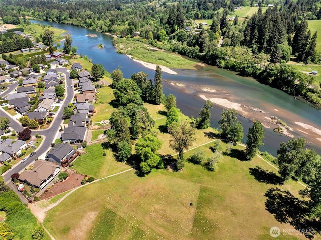 182 Misty Court, Woodland, WA 98674