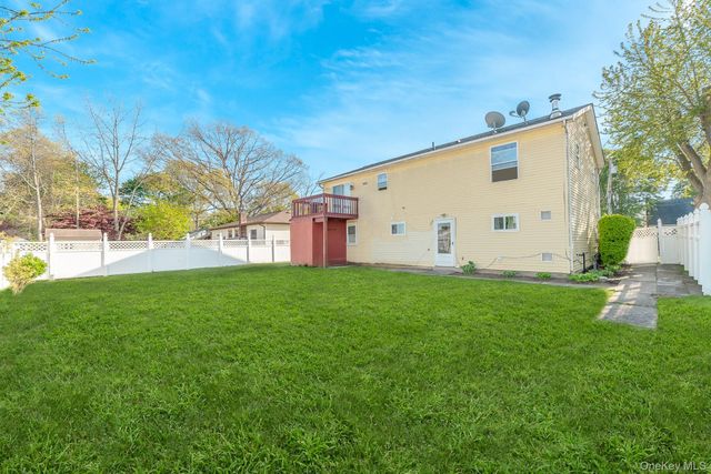 15 S 27th Street, Wyandanch, NY 11798