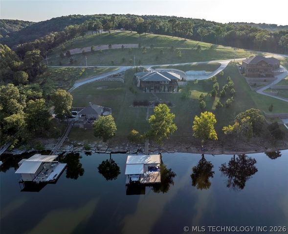 33460 S 595 Road, Grove, OK 74344