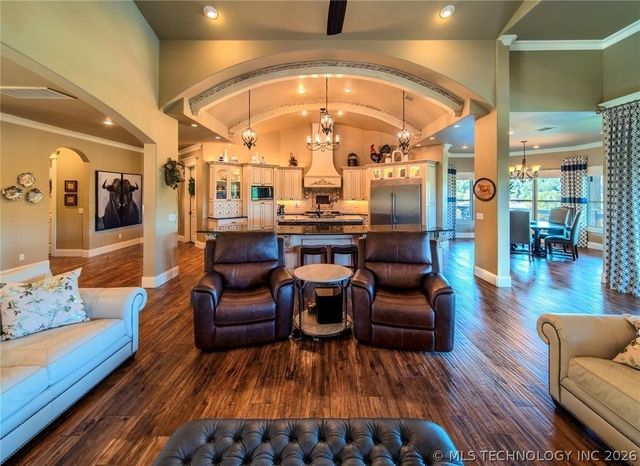 33460 S 595 Road, Grove, OK 74344