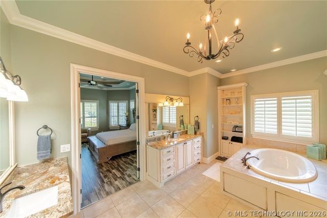 33460 S 595 Road, Grove, OK 74344