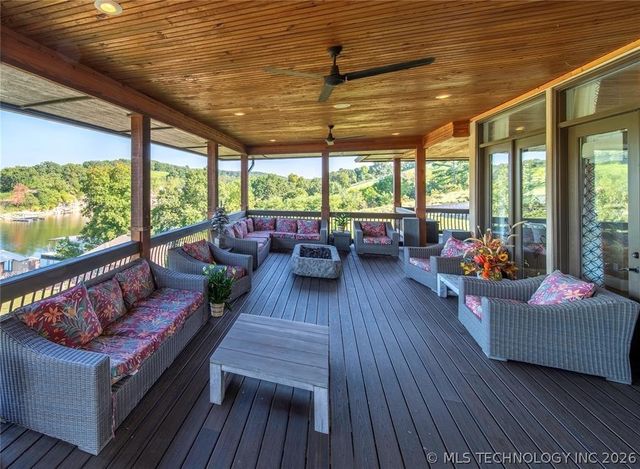 33460 S 595 Road, Grove, OK 74344