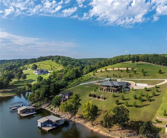 33460 S 595 Road, Grove, OK 74344